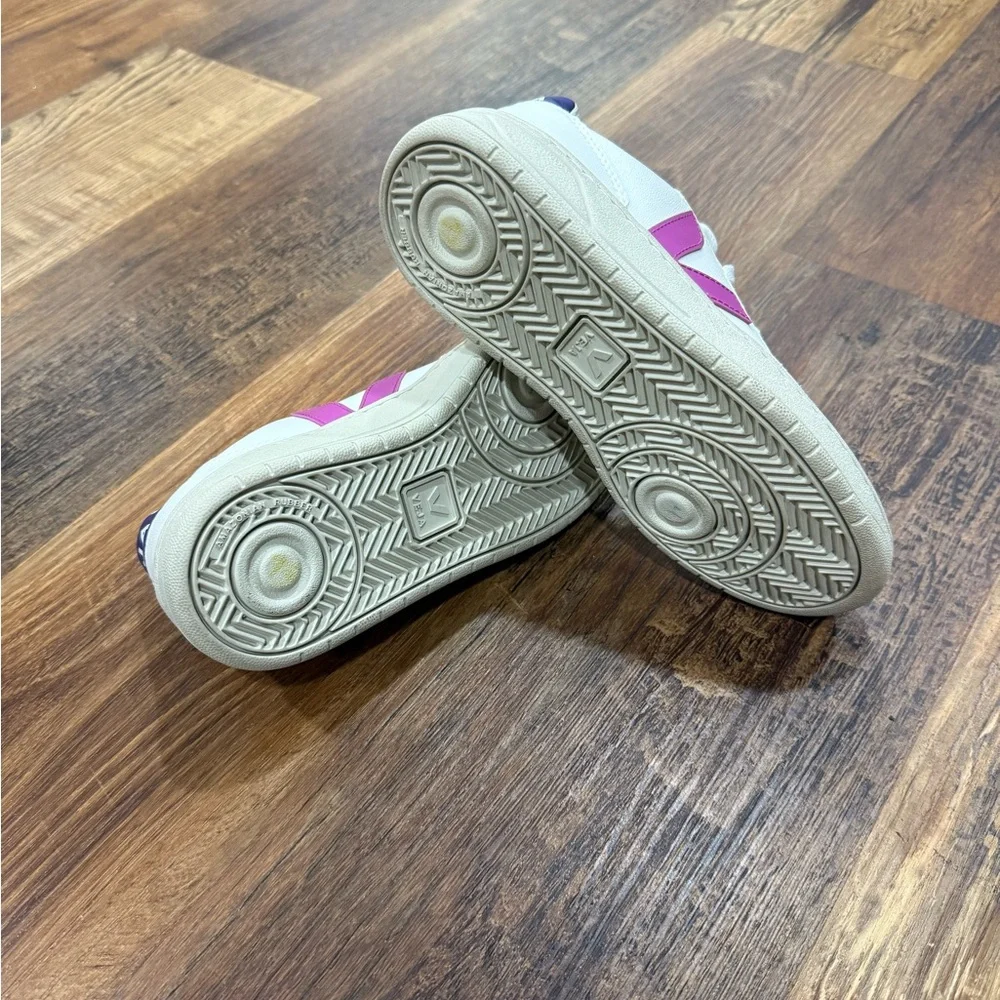 Veja | *RARE* V10 White Ultraviolet Purple Trainer Sneakers
